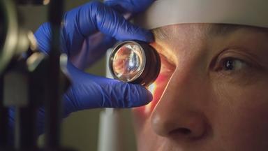 Wirkung und Risiken von Wimpernseren