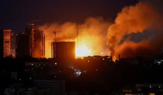 Russland greift Kiew mit Raketen an
