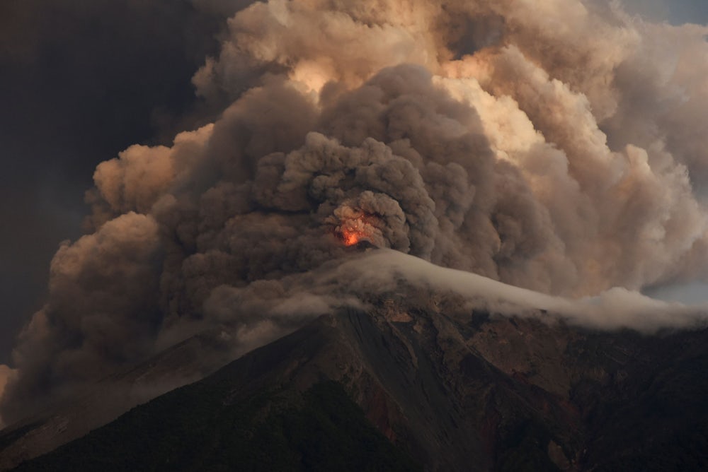 Feuervulkan-Ausbruch in Guatemala: Gefahr und Evakuierungen