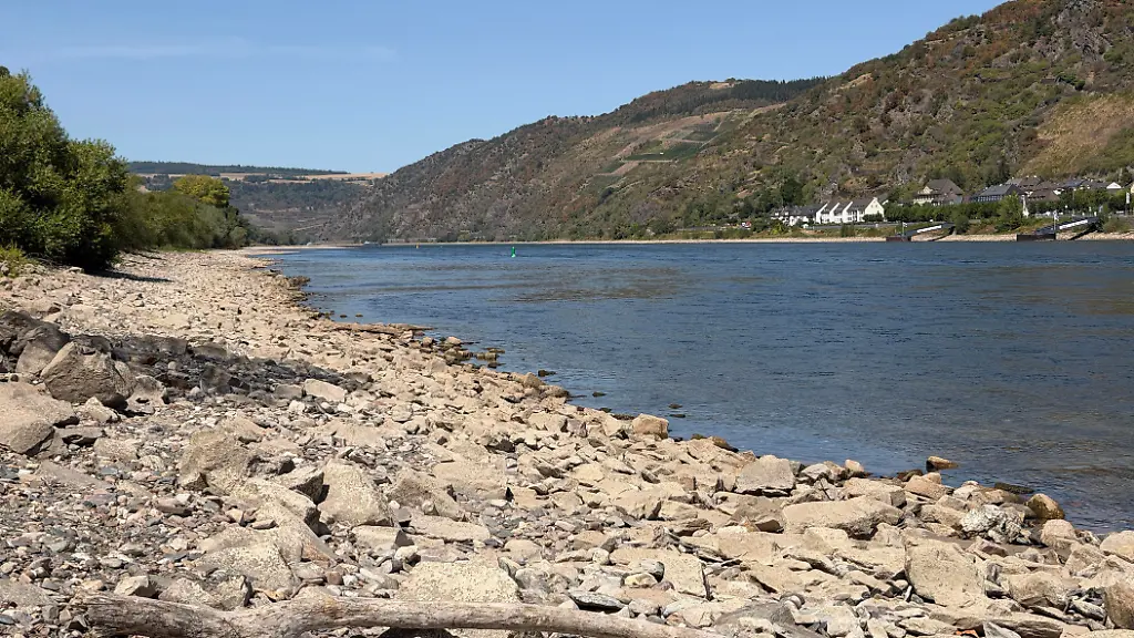 Verkehrsminister Bilger fordert Ausbau von Flüssen wegen Niedrigwasser