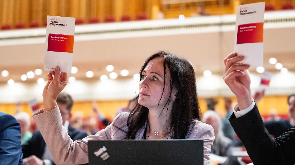Politische Krise in Thüringen: Zwei BSW-Abgeordnete verlassen Koalition