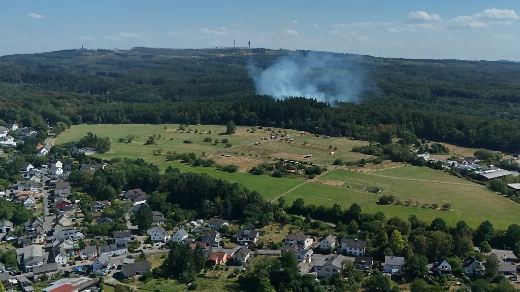 Waldbrand im Westerwald erfolgreich gestoppt