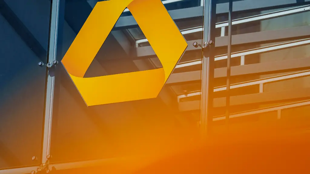 Commerzbank hofft auf Fortschritt bei Verhandlungen mit Unicredit