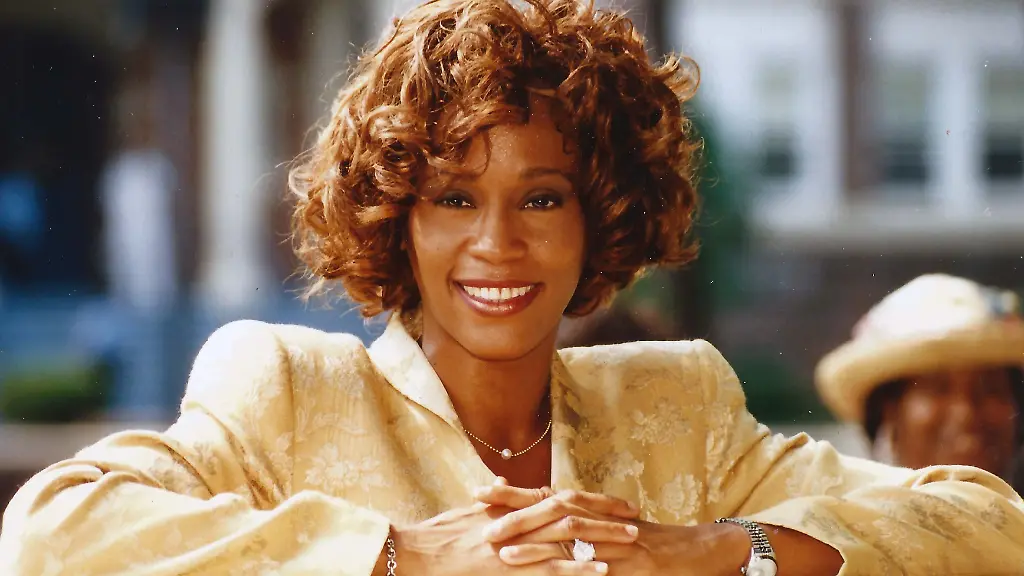 Mattel veröffentlicht Whitney Houston Barbie zu ihrem 14. Todestag