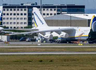 Anschlagsversuch auf Flughafen Leipzig/Halle: Munitionsbeladene Frachtmaschine im Fokus