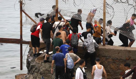 Migrationsexperte Gerald Knaus über die Krise in Ceuta: Ursachen und Lösungen