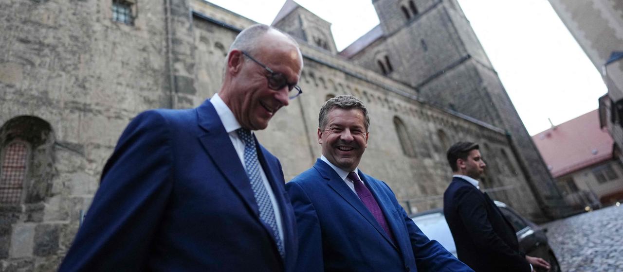 CDU und Kanzler Merz im Wahlkampf: Herausforderungen und Distanz