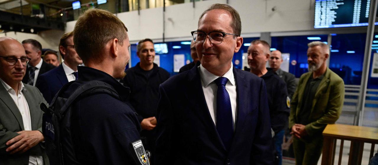 Dobrindt will Drohnenforschung in Deutschland ausbauen