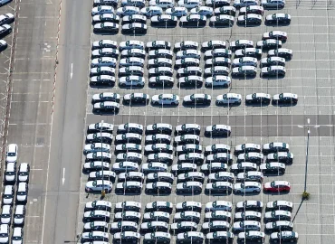 Deutsche Autoindustrie sieht Hoffnung durch steigende Aufträge