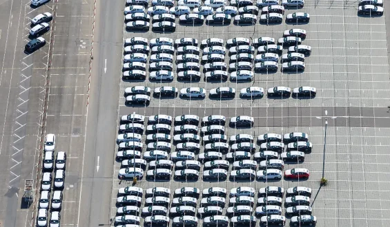 Deutsche Autoindustrie sieht Hoffnung durch steigende Aufträge