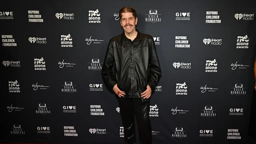 Blogger Perez Hilton vor Operation nach Selbstverletzung