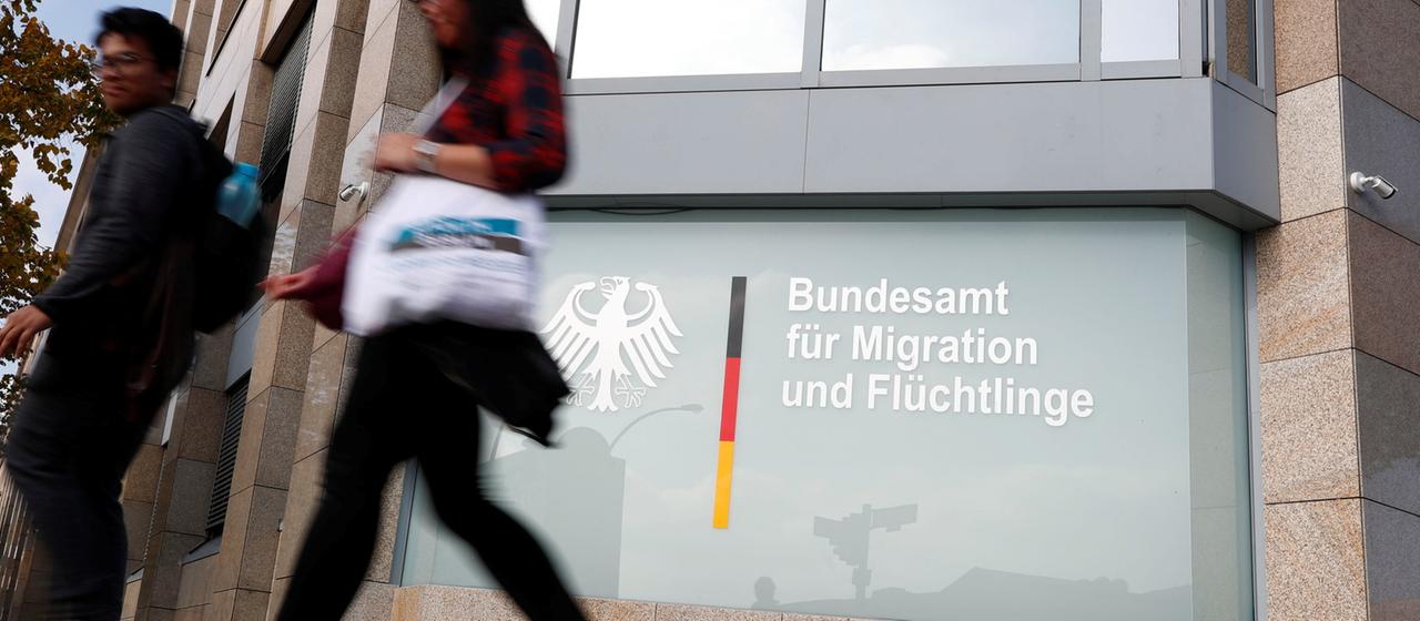 Rückgang der Asylanträge in Deutschland: Eine Halbierung im Juli