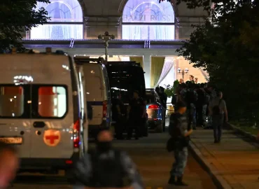 Explosion in einem Nobellokal in Moskau: Vermutlicher Angriff auf russischen General