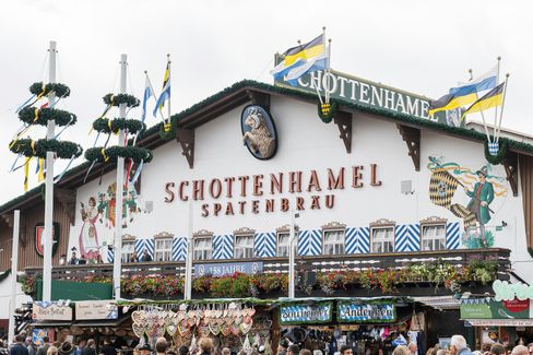 Alexander Egger und der Kampf um die Vergabe der Wiesn-Zelte
