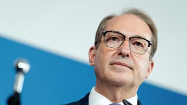 Dobrindt plant Stärkung der Drohnensicherheitsforschung
