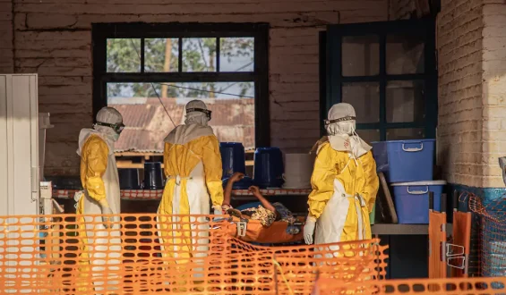 Ebola-Ausbruch im Kongo: Eskalation und Herausforderungen