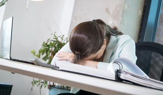 Warnsignale eines Burn-outs: Erkennen und Handeln