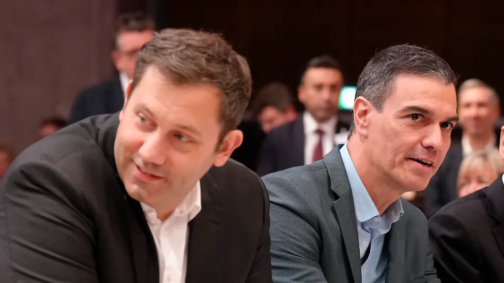 Klingbeil fordert Respekt für Spanien und lobt Sánchez