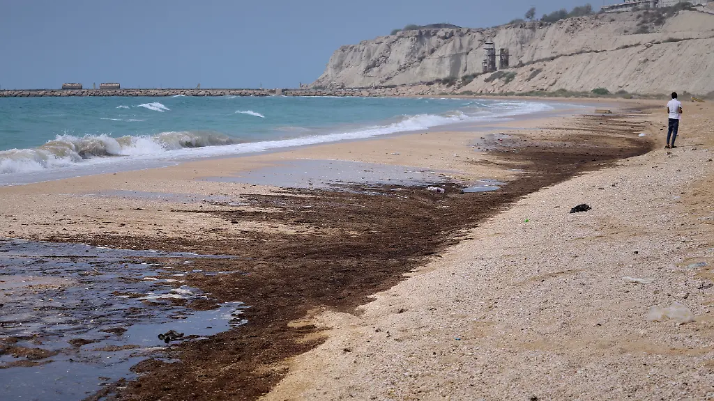 Ölverschmutzung bedroht Küsten im Iran und Oman
