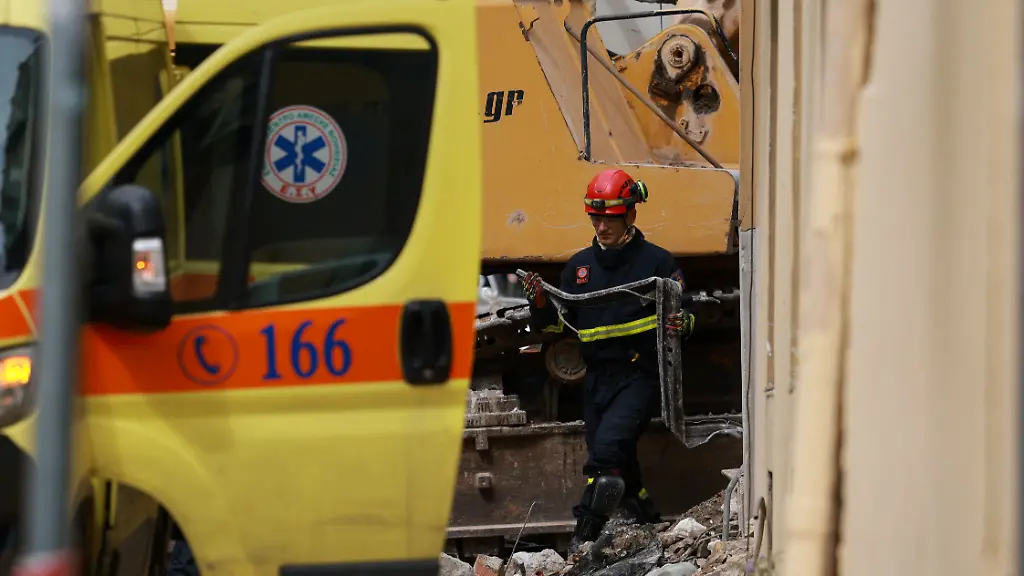 Explosion in Athen: Gasleck fordert Todesopfer