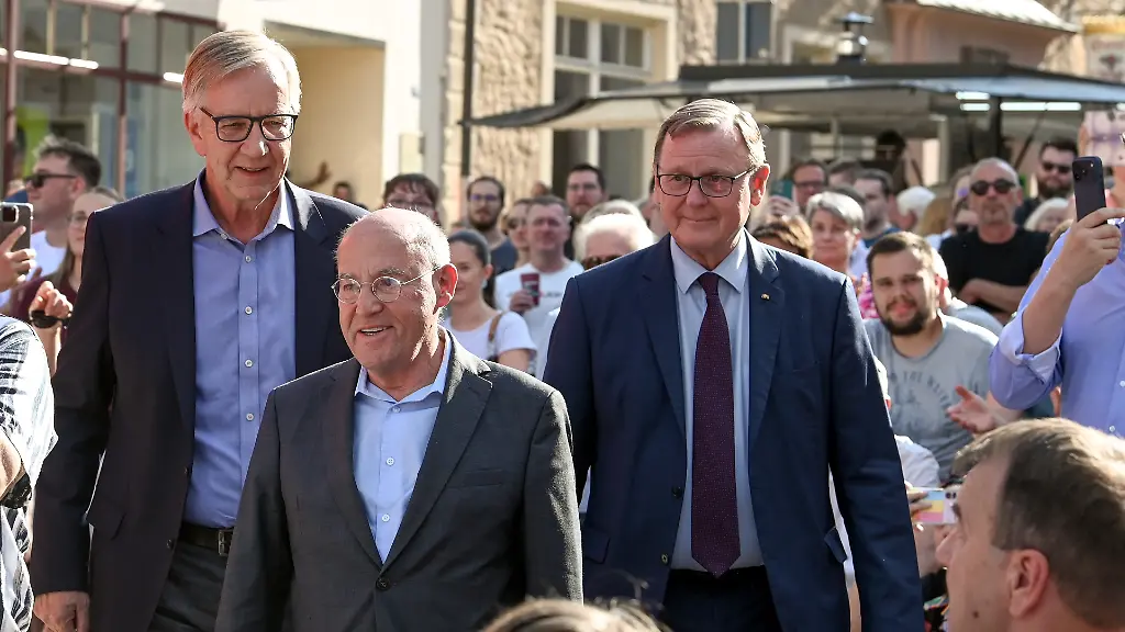 Die Silberlocken im Wahlkampf: Die Linke kämpft auf mehreren Fronten in Sachsen-Anhalt