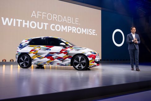 Volkswagens E-Polo: Erfolg und Herausforderungen im Elektromobilitätsmarkt