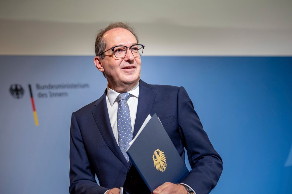 Bundesinnenministerium reagiert auf Betrug bei Einbürgerungen