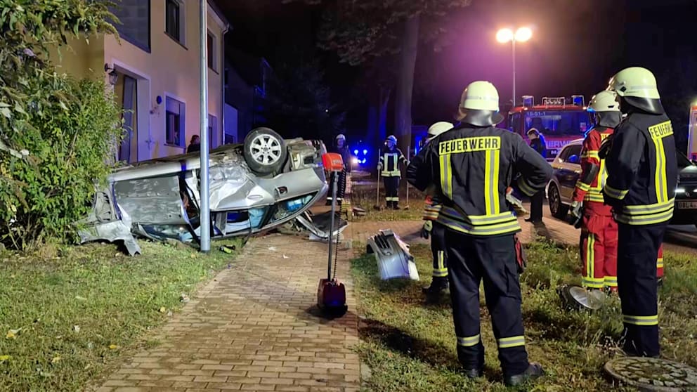 Schwerer Verkehrsunfall in Brandenburg auf der Bundesstraße 2