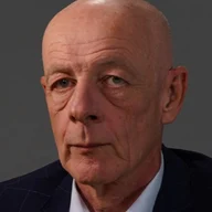 Ein Gespräch mit Friedrich Küppersbusch über aktuelle politische Themen