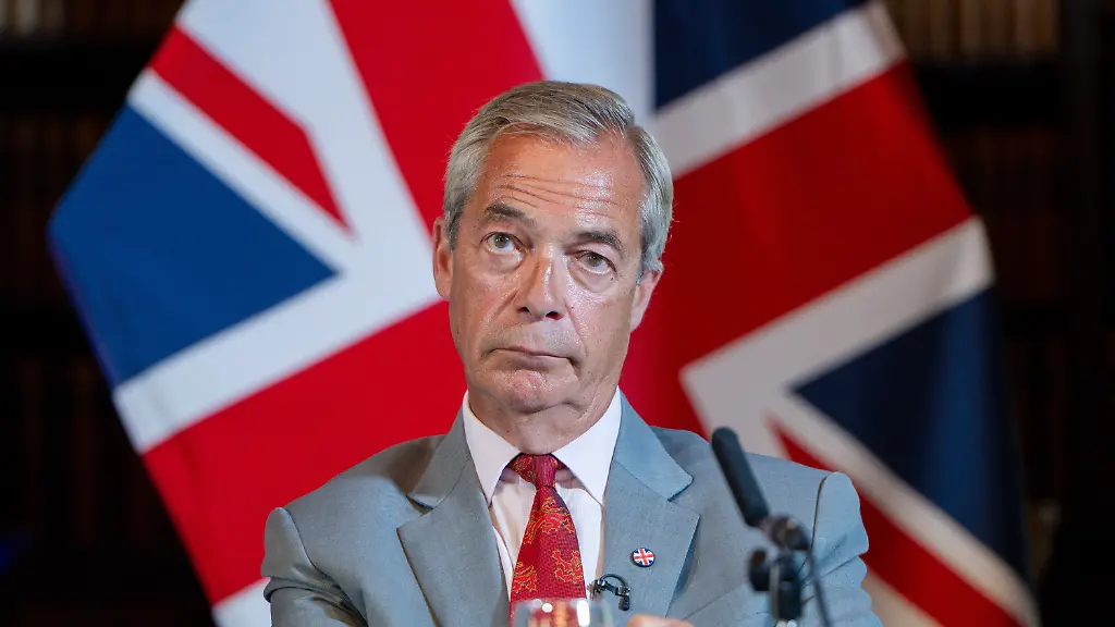Berater von Farage hört aufRücktritte bei Großbritanniens Rechtspopulisten nach Spendenvorwürfen