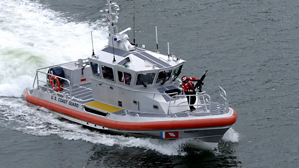 Rettung eines 15-Jährigen nach Bootsunglück in Alaska