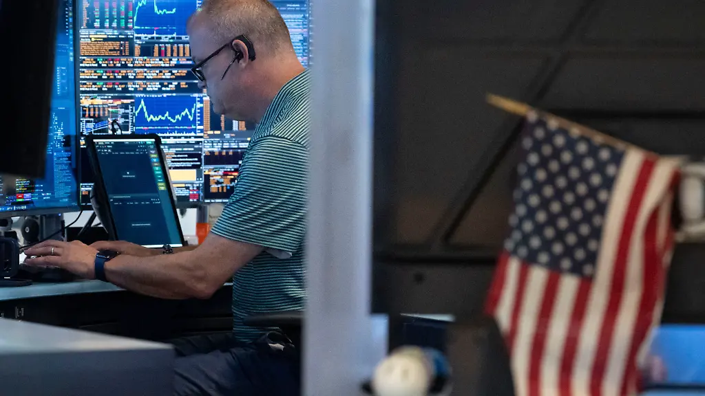 Software-Aktien und geopolitische Spannungen belasten US-Börsen