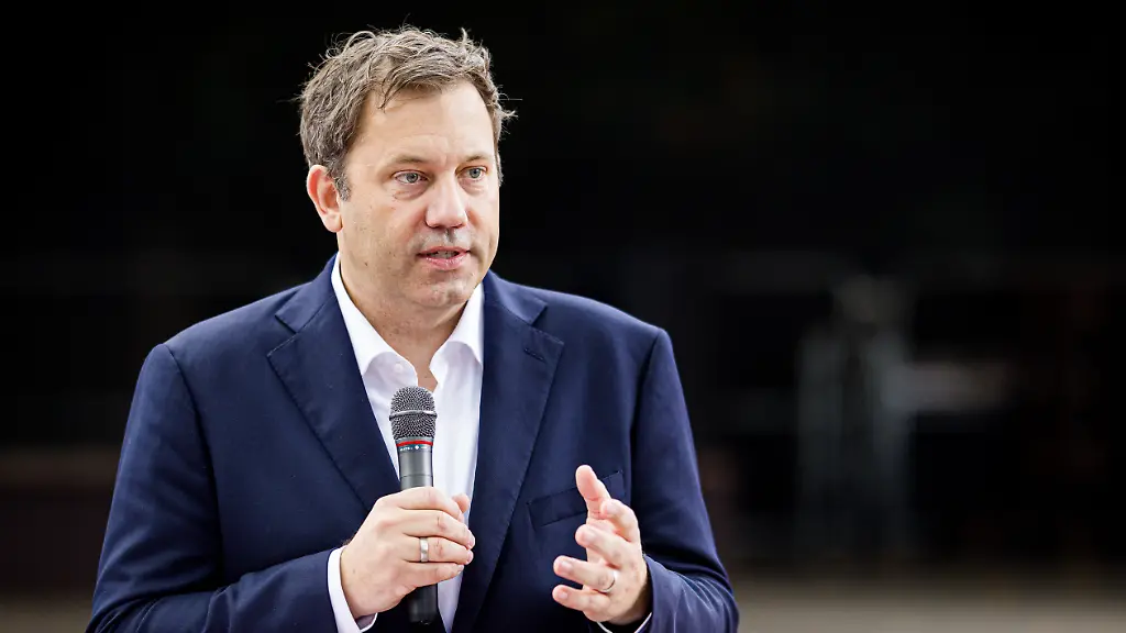 Klingbeil kritisiert CDU-Politiker von Stetten