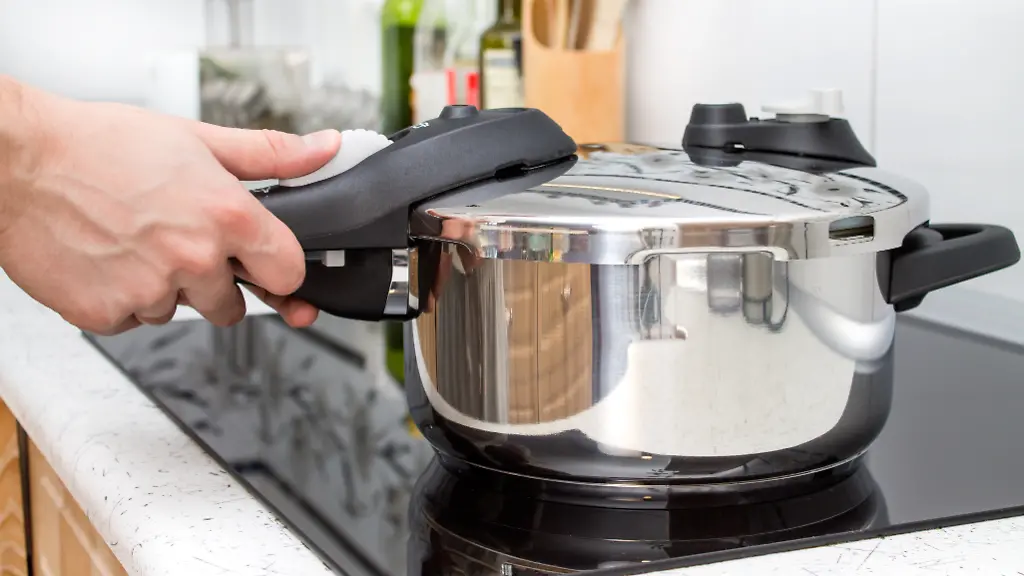Schnellkochtöpfe im Vergleich: Effizientes Kochen leicht gemacht