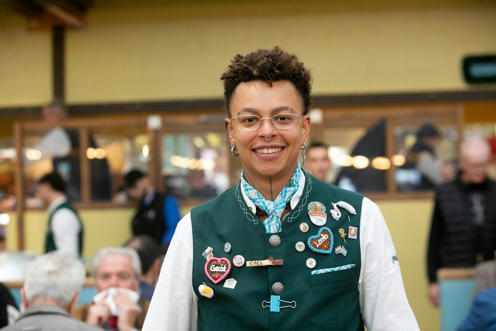 Gemeinschaft gegen Diskriminierung auf der Wiesn