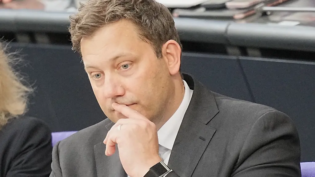 Proteste gegen Haushaltspläne wegen Sozial-Einschnitten
