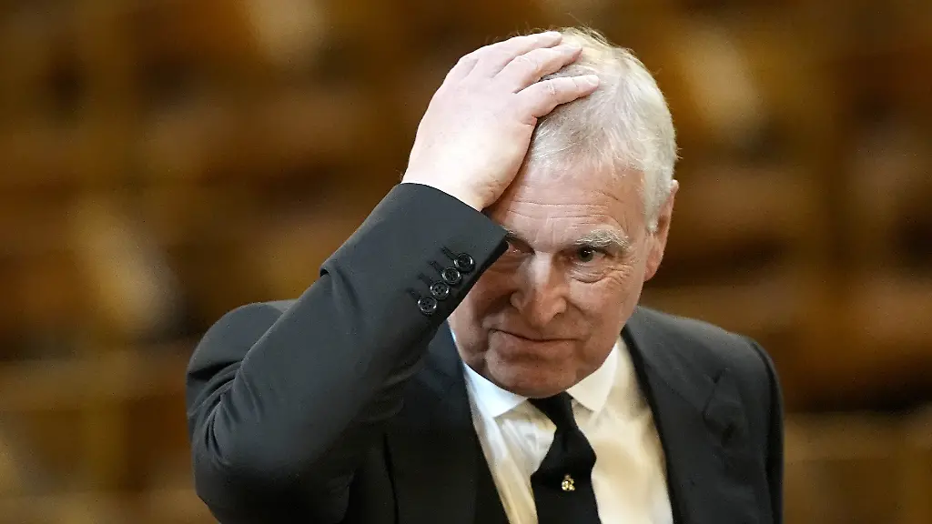 Fußweg könnte für Ärger bei Prinz Andrew sorgen