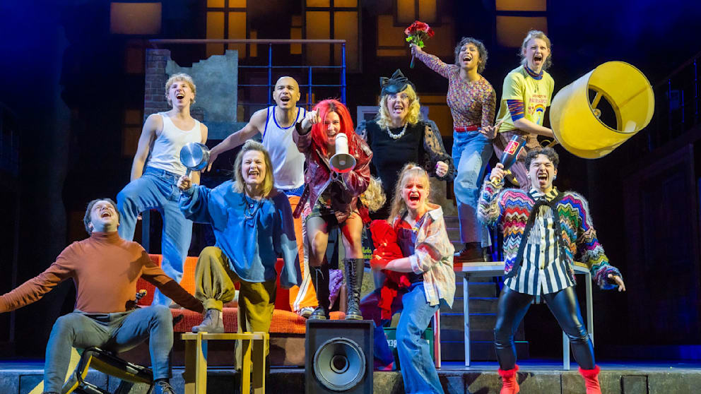 Aktuelle Inszenierung am Theater des Westens: „Wir sind am Leben – Das Berlin Musical“