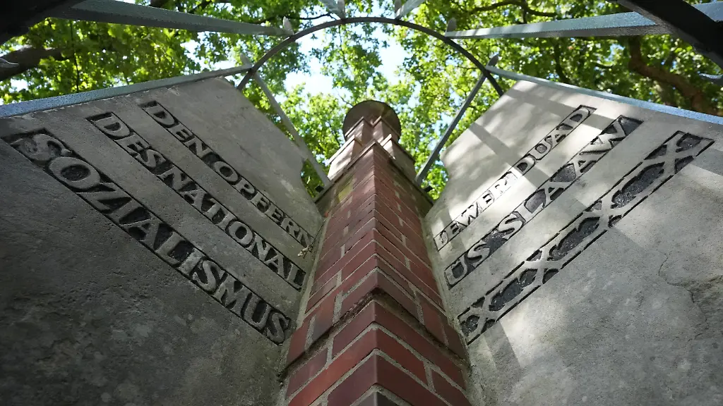 Gedenken in Itzehoe: Ein Mahnmal erinnert an NS-Opfer