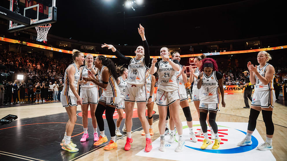 Kantersieg der Basketball-Frauen gegen Korea im Viertelfinale