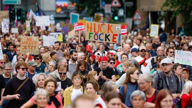 Bundesweite Demonstrationen gegen AfD und Rechtsextremismus