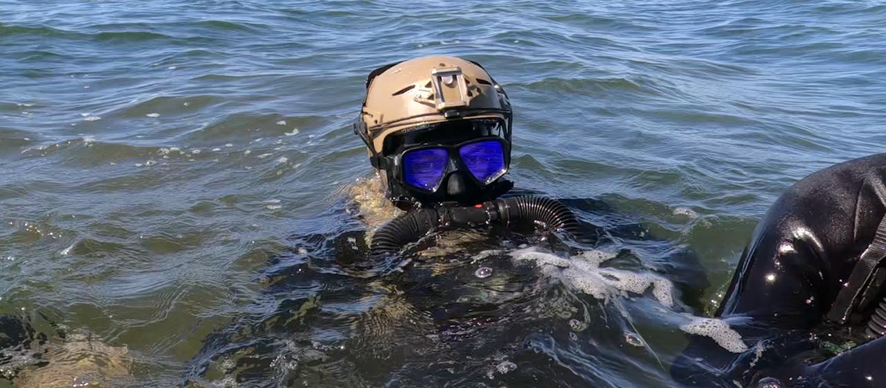 Unter Wasser mit ukrainischen Kampftauchern