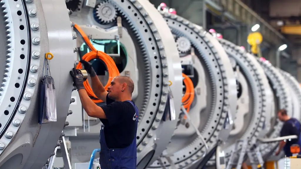 Erholung der Wirtschaft bleibt fragil trotz angehobener Prognosen