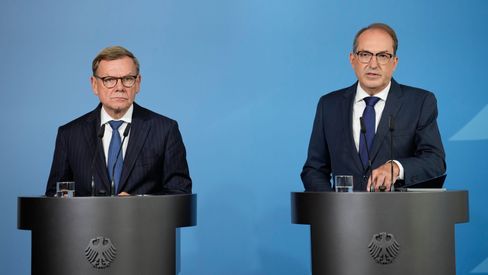 Politische Spannungen und Folgen internationaler Beziehungen