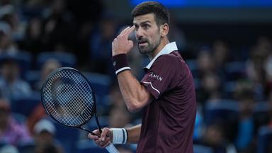 Djokovic erreicht Finale in Peking nach Medwedews Disqualifikation
