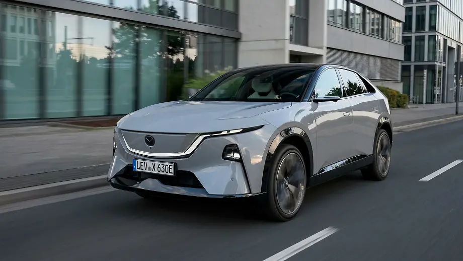 Mazda startet Elektro-Offensive mit dem CX-6e