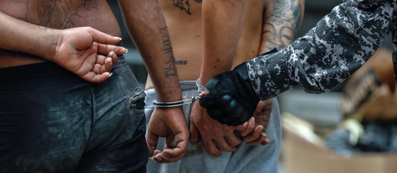 Konflikt in Brasiliens Favelas: Gewalt und Kriminalität als größtes Problem