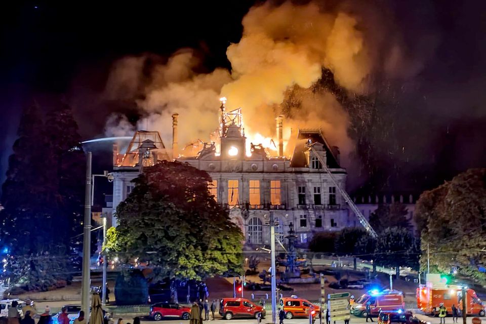 Massive Unruhen in Frankreich: Ein Land im Ausnahmezustand