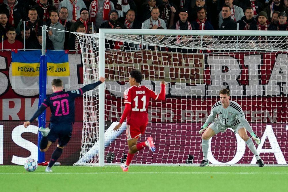 Jonas Urbig im Viking-Stadion: Ein Debüt mit Höhen und Tiefen