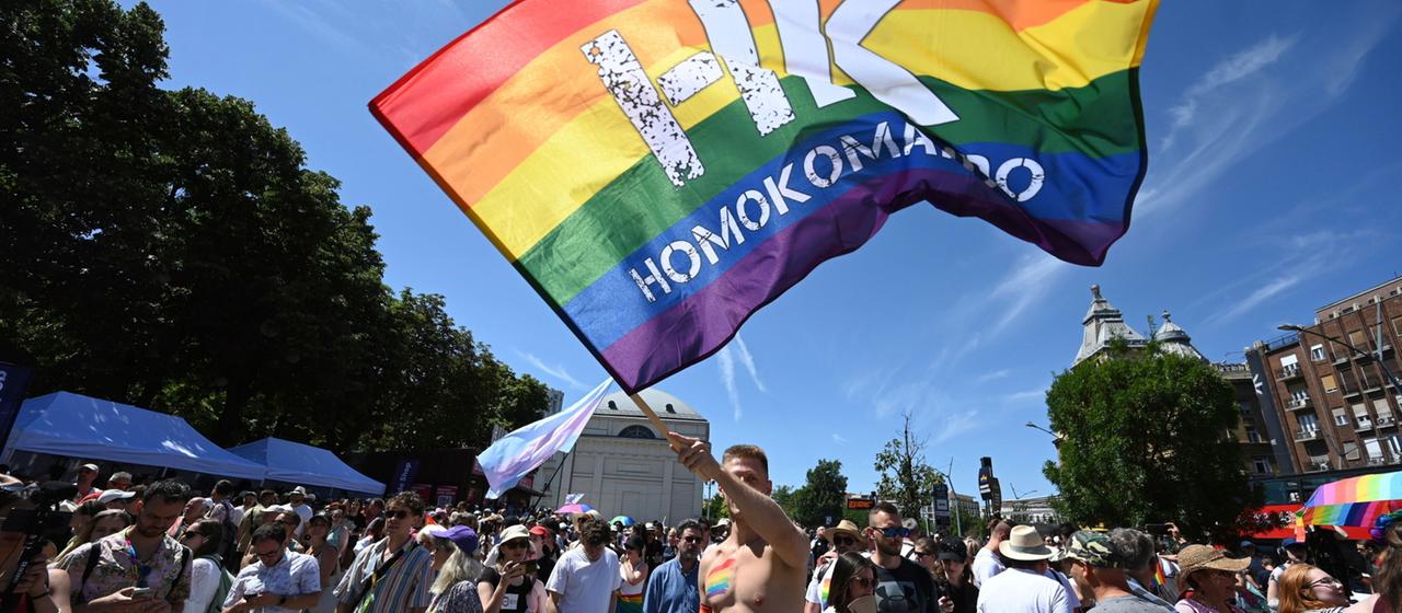 Ungarn hebt Anti-LGBTQ-Gesetz auf: Ein politischer Kurswechsel
